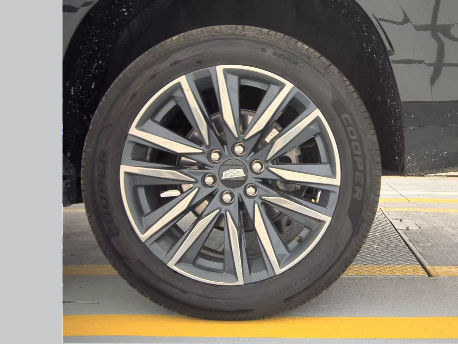 2023 Cadillac Escalade ESV Sport AWD