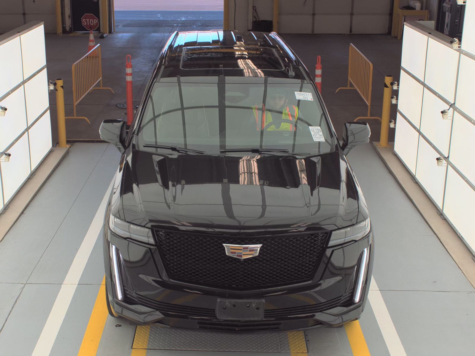 2023 Cadillac Escalade ESV Sport AWD