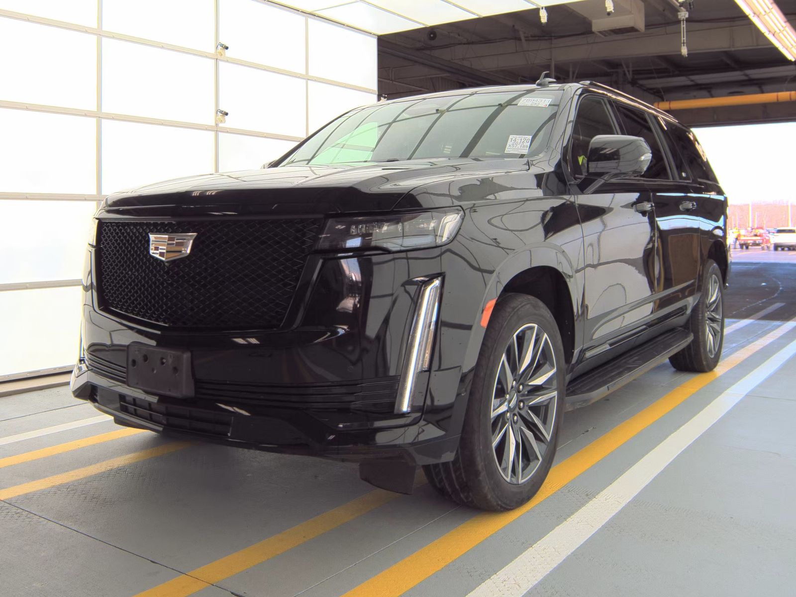 2023 Cadillac Escalade ESV Sport AWD