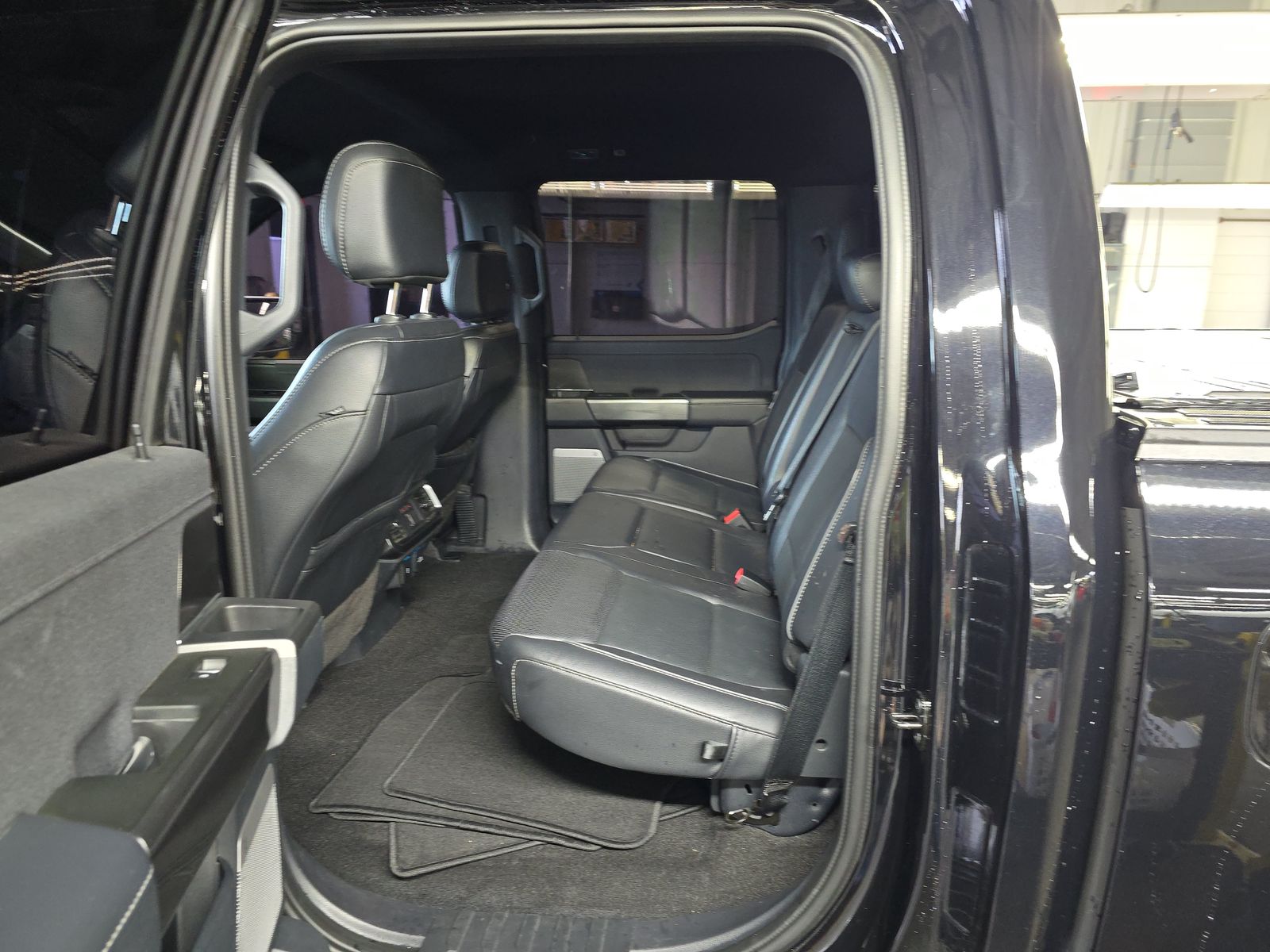 2022 Ford F-150 Lariat AWD