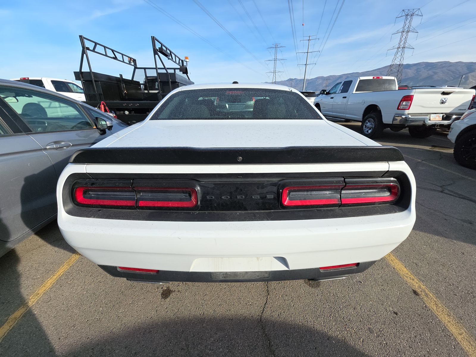 2023 Dodge Challenger SXT RWD