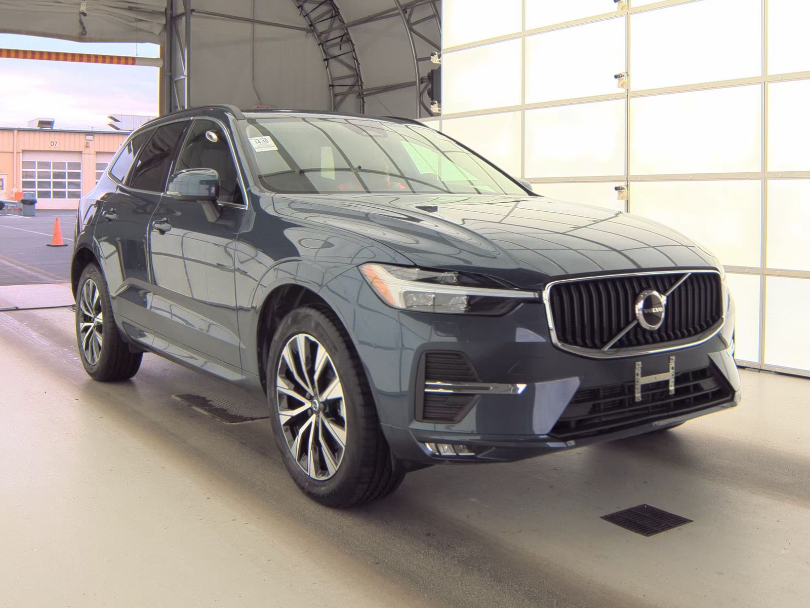 2023 Volvo XC60 B5 Core AWD