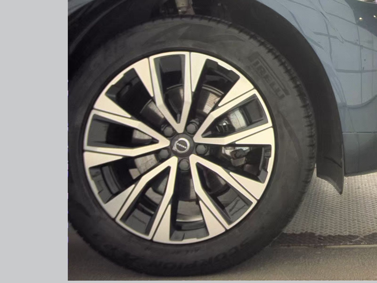 2023 Volvo XC60 B5 Core AWD