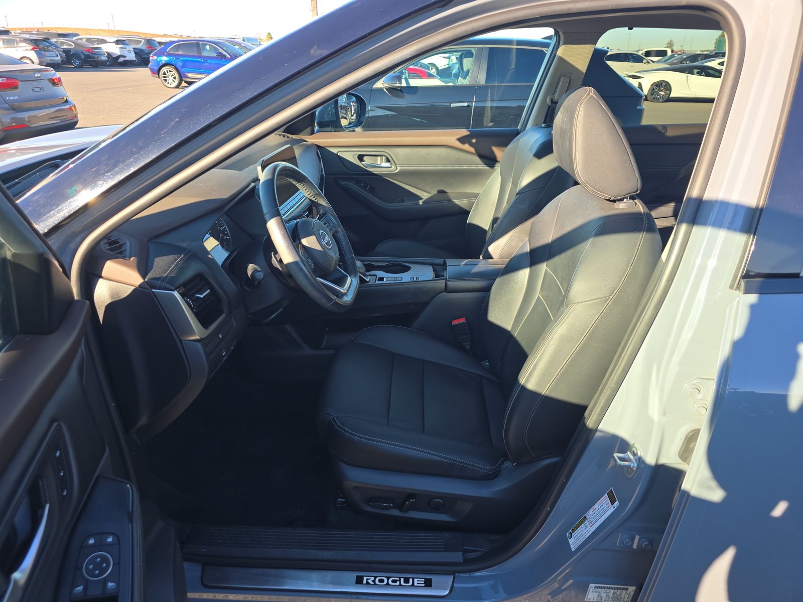 2023 Nissan Rogue SL FWD