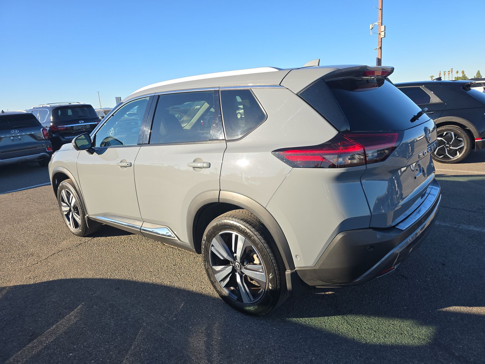 2023 Nissan Rogue SL FWD