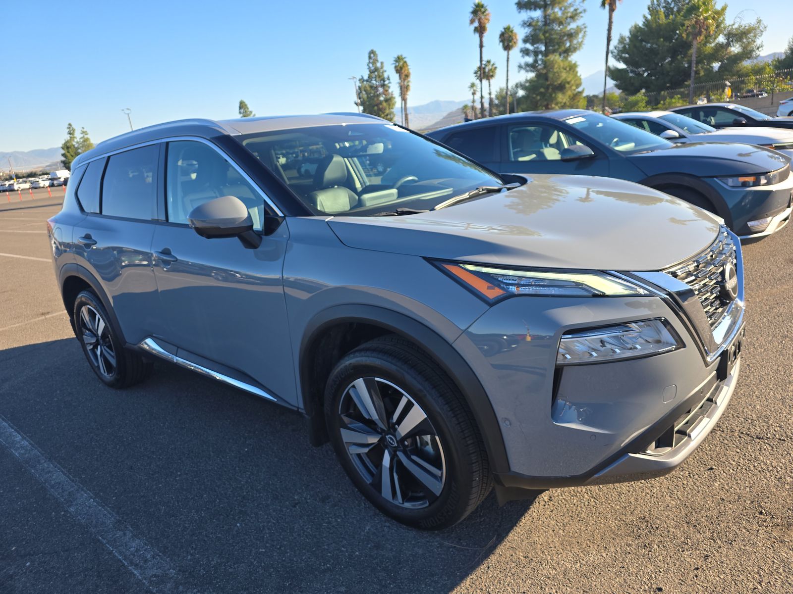 2023 Nissan Rogue SL FWD