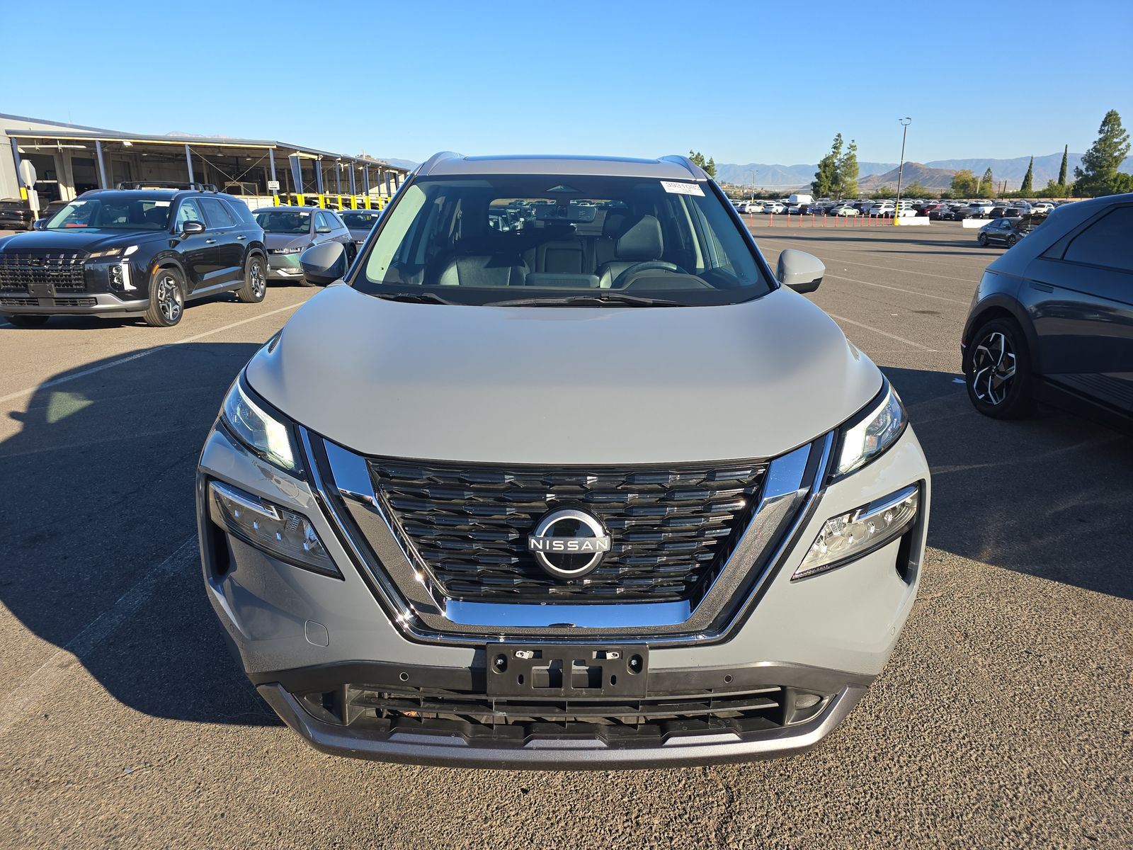 2023 Nissan Rogue SL FWD