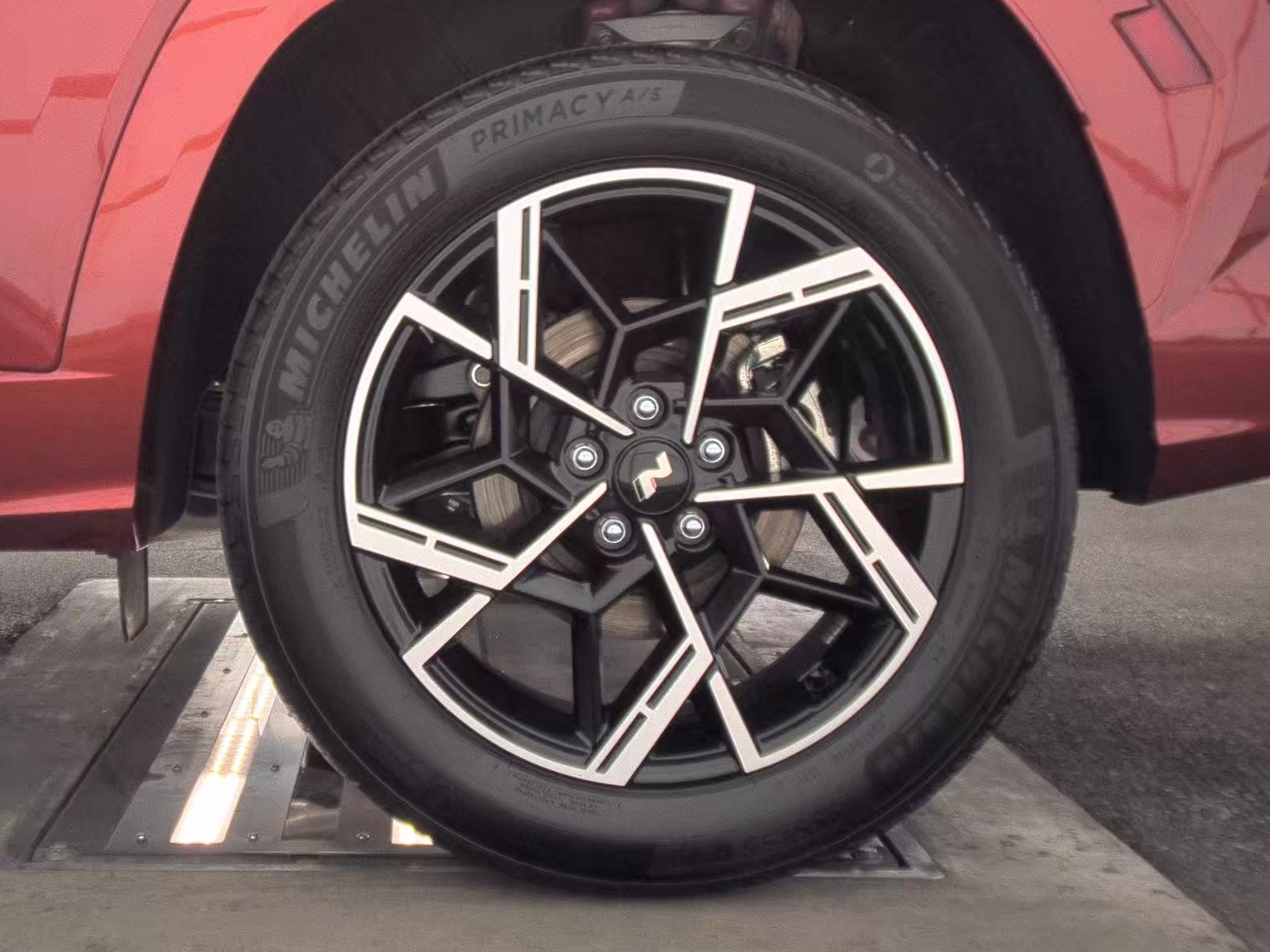 2025 Hyundai Tucson Hybrid N-Line AWD