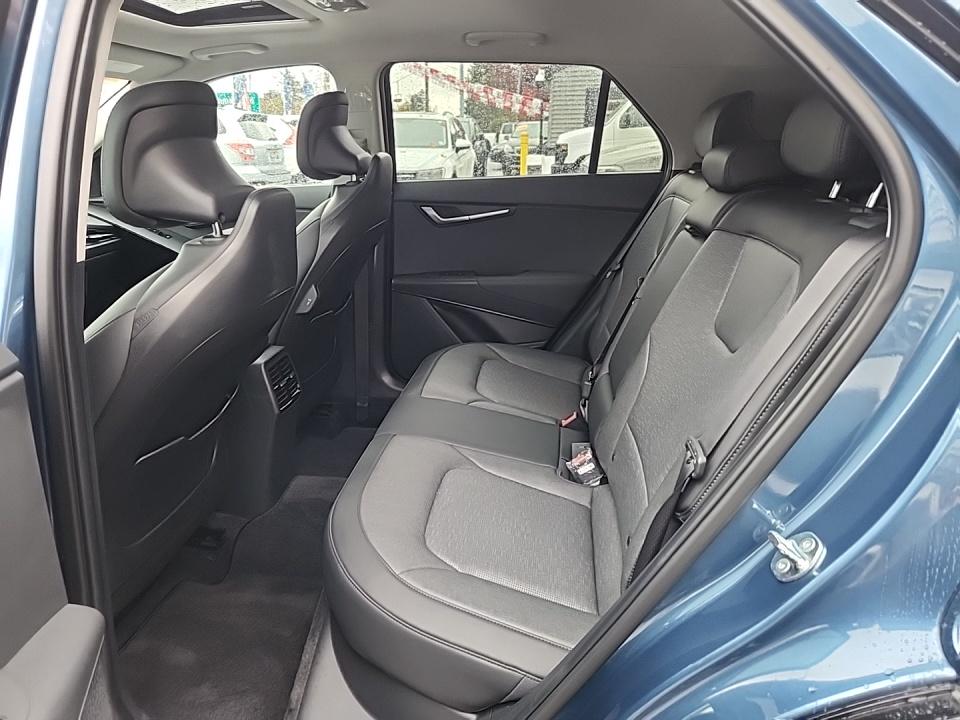 2024 Kia Niro PHEV SX Touring FWD