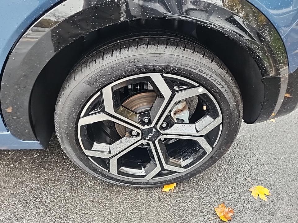 2024 Kia Niro PHEV SX Touring FWD