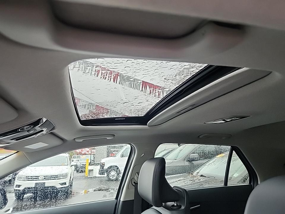 2024 Kia Niro PHEV SX Touring FWD