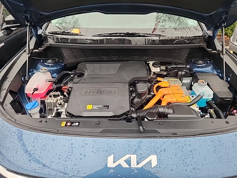2024 Kia Niro PHEV SX Touring FWD