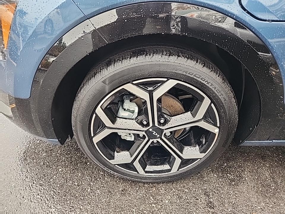 2024 Kia Niro PHEV SX Touring FWD