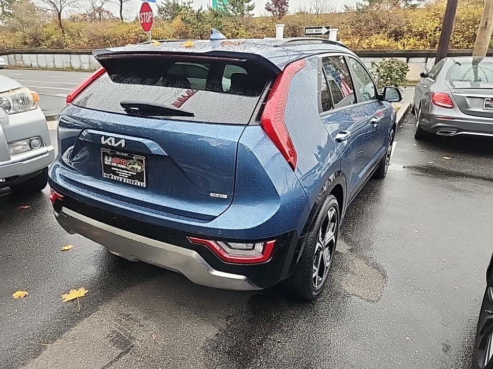 2024 Kia Niro PHEV SX Touring FWD