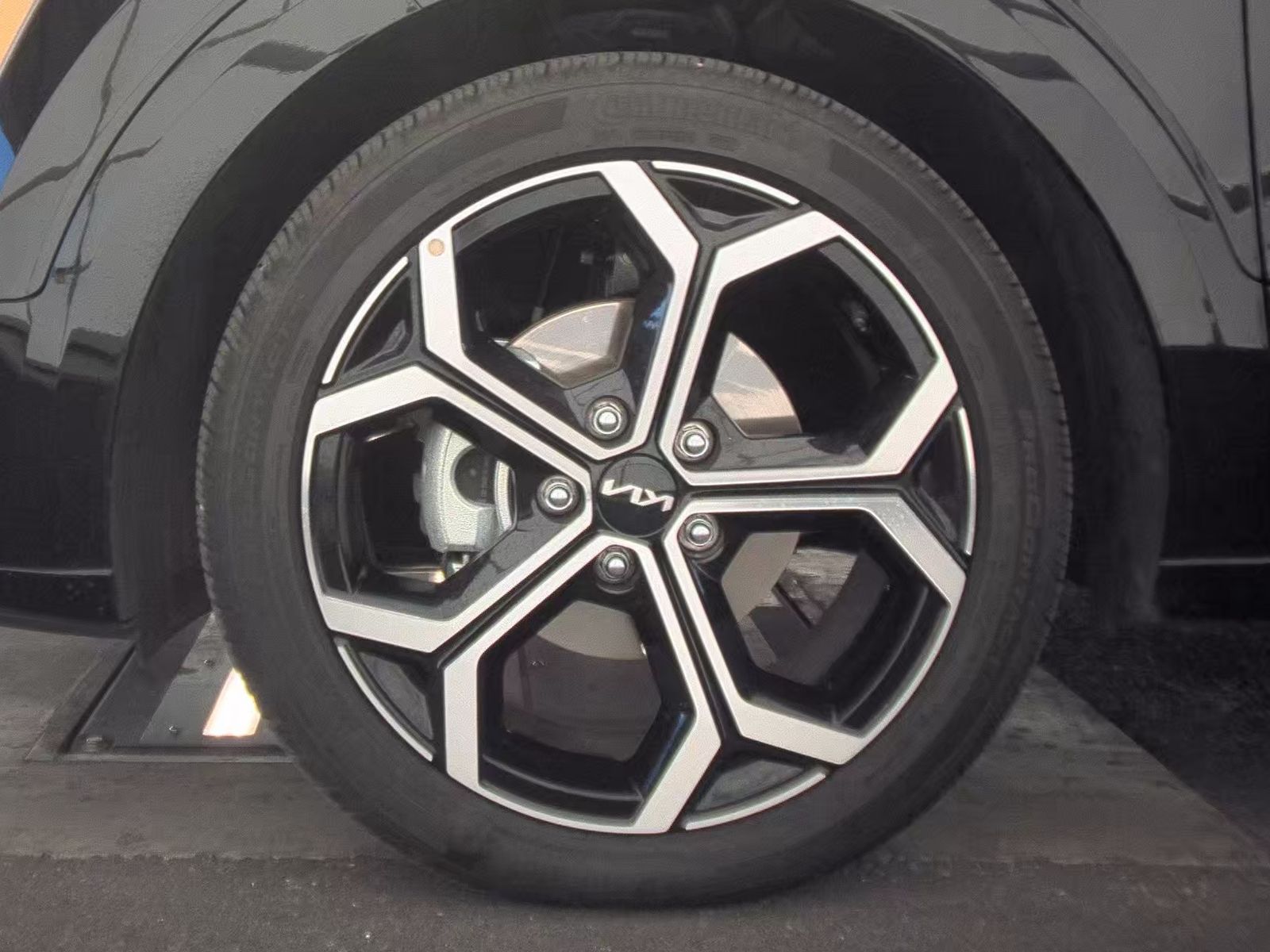 2024 Kia Niro EX Touring FWD