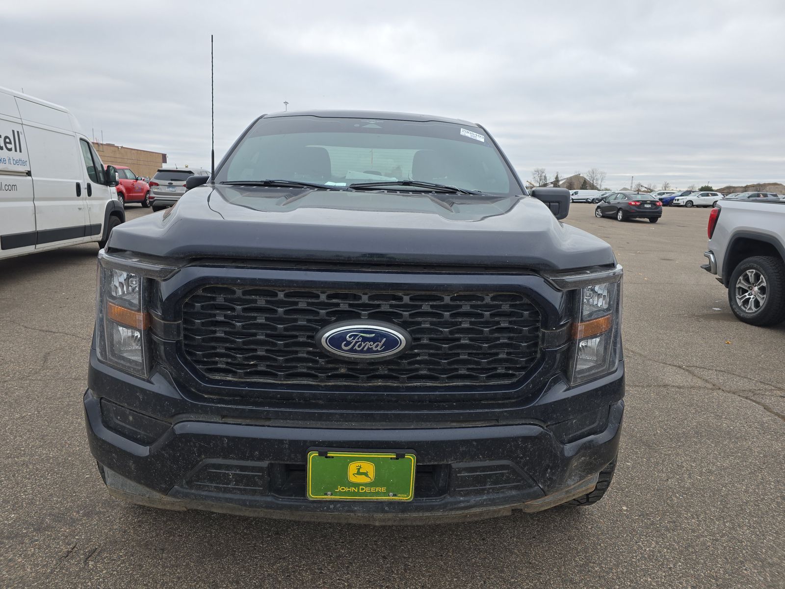 2023 Ford F-150 XL RWD