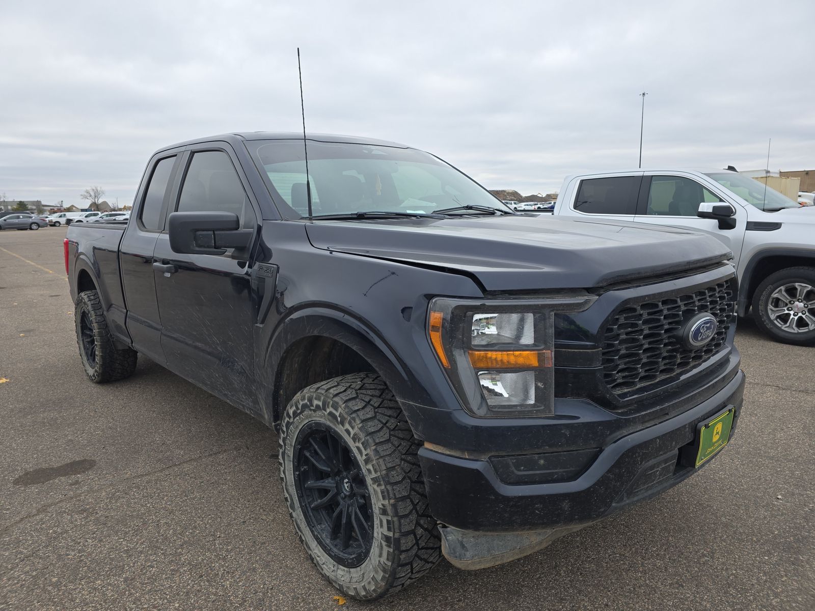 2023 Ford F-150 XL RWD