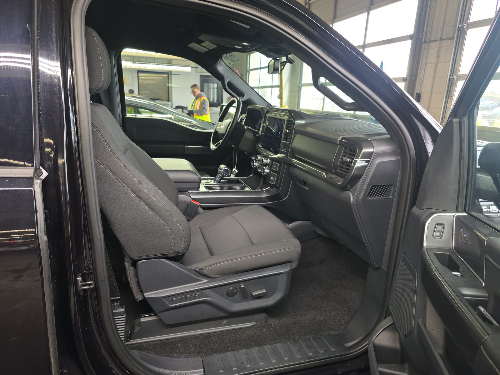 2022 Ford F-150 XLT AWD