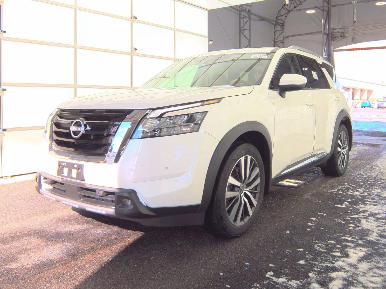 2022 Nissan Pathfinder Platinum AWD