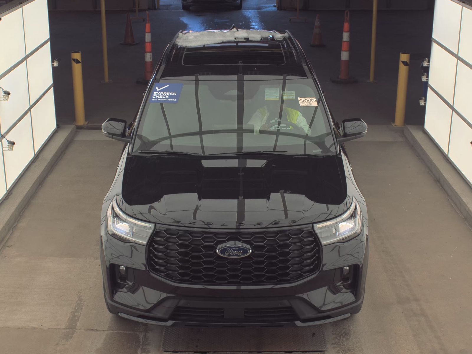 2025 Ford Explorer ST-Line AWD