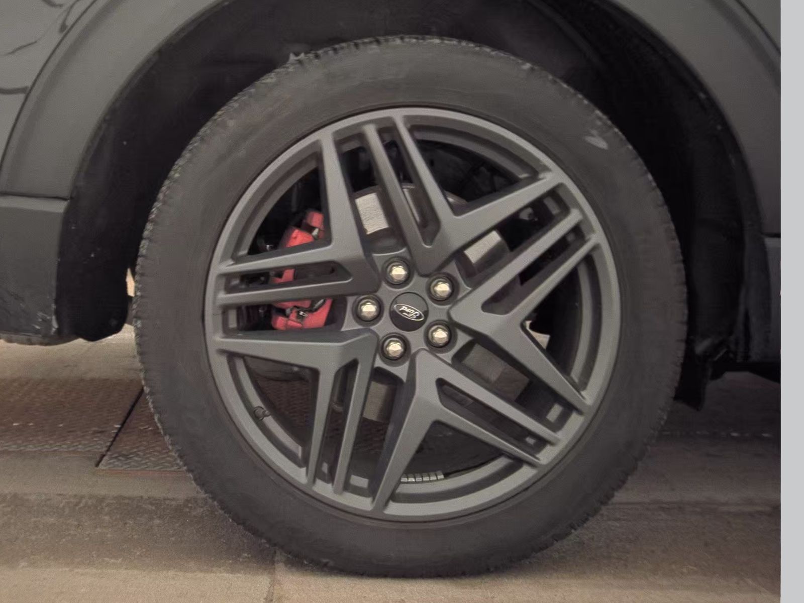 2025 Ford Explorer ST-Line AWD