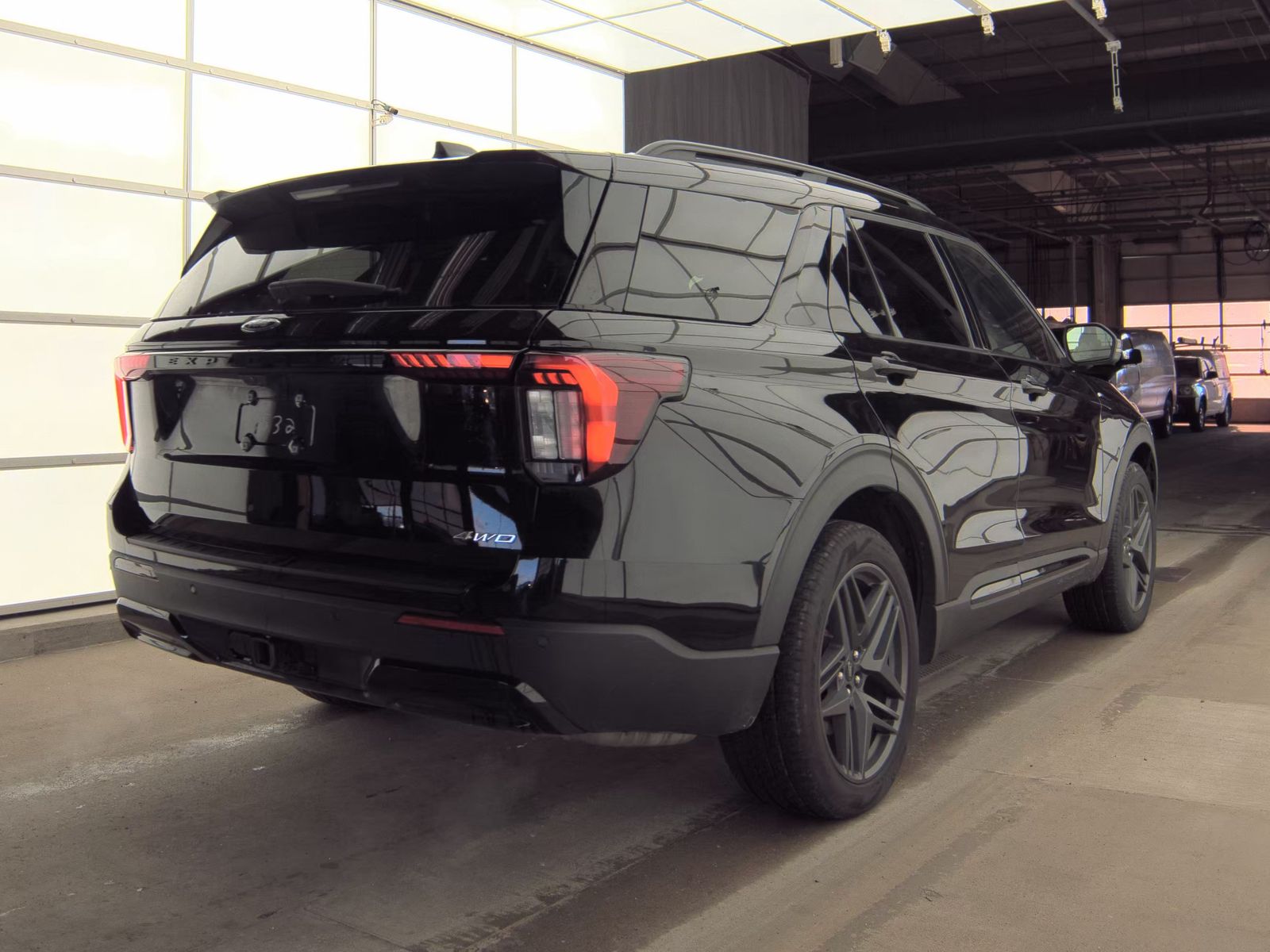 2025 Ford Explorer ST-Line AWD