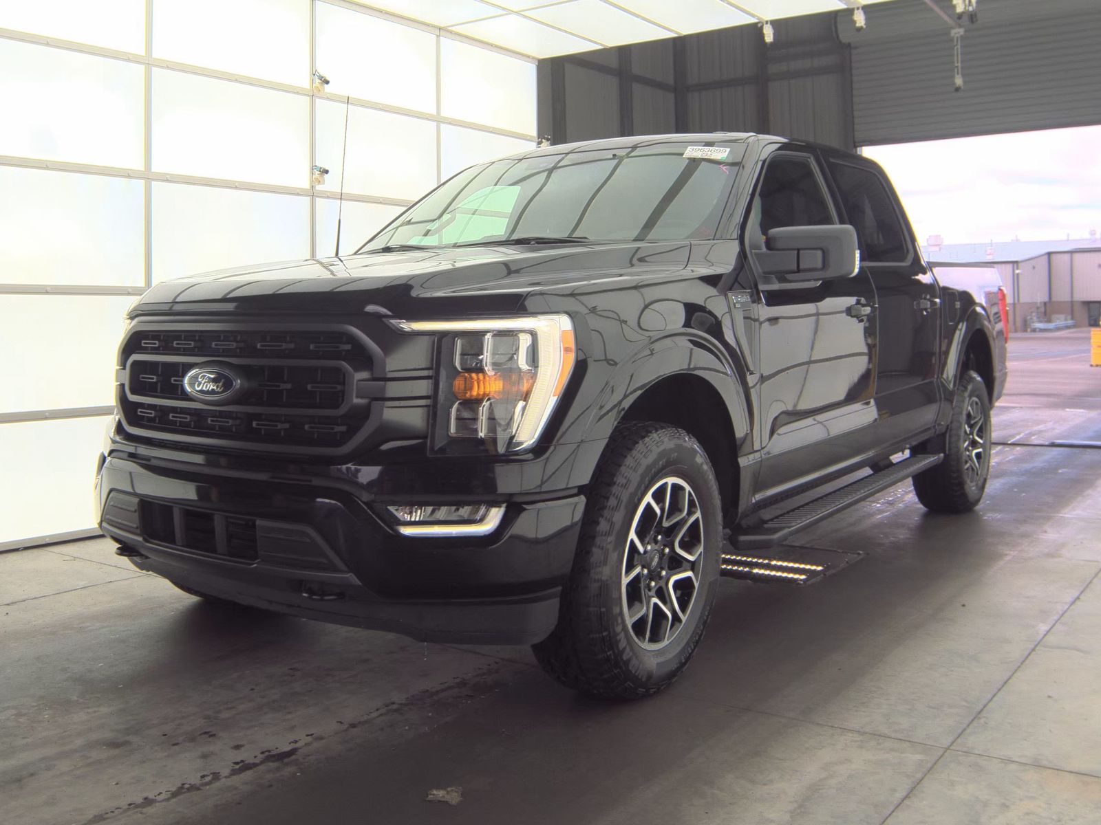 2022 Ford F-150 XLT AWD