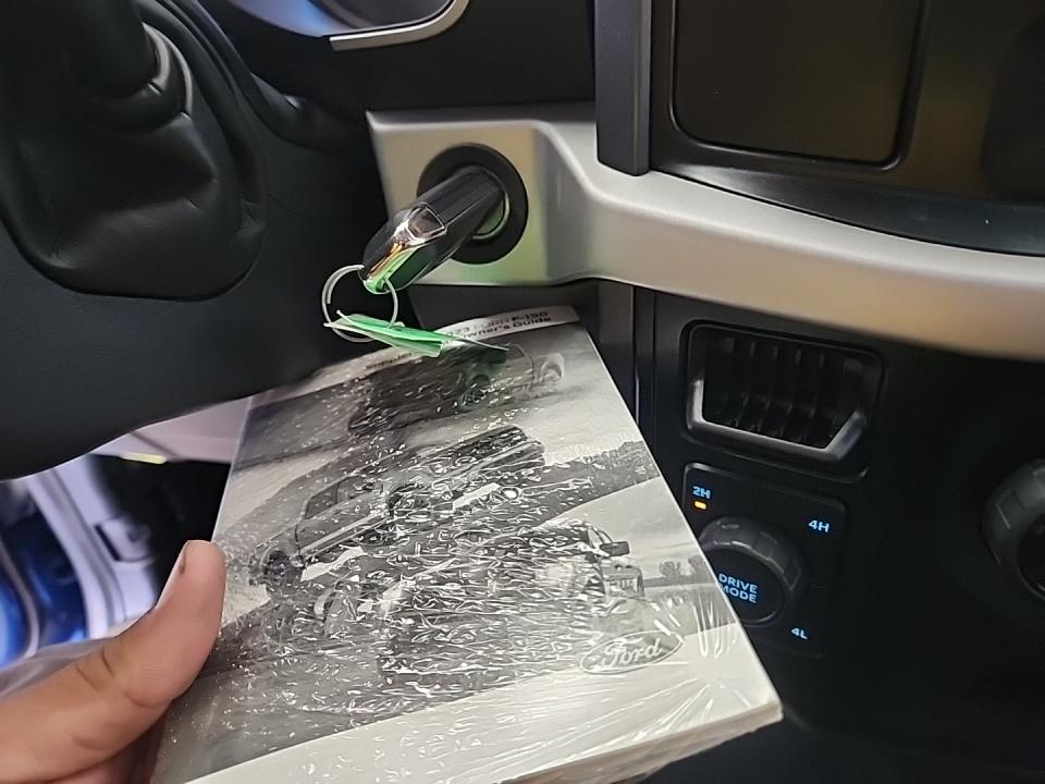 2023 Ford F-150 XLT AWD