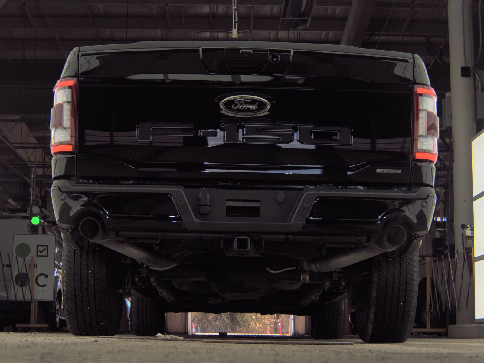 2023 Ford F-150 Lariat AWD