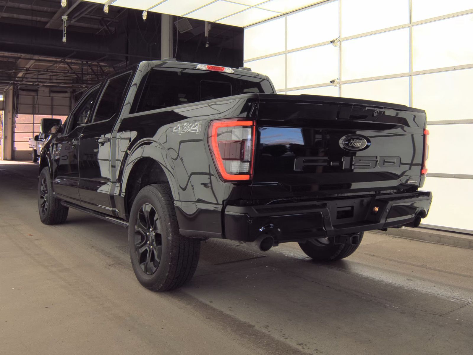 2023 Ford F-150 Lariat AWD