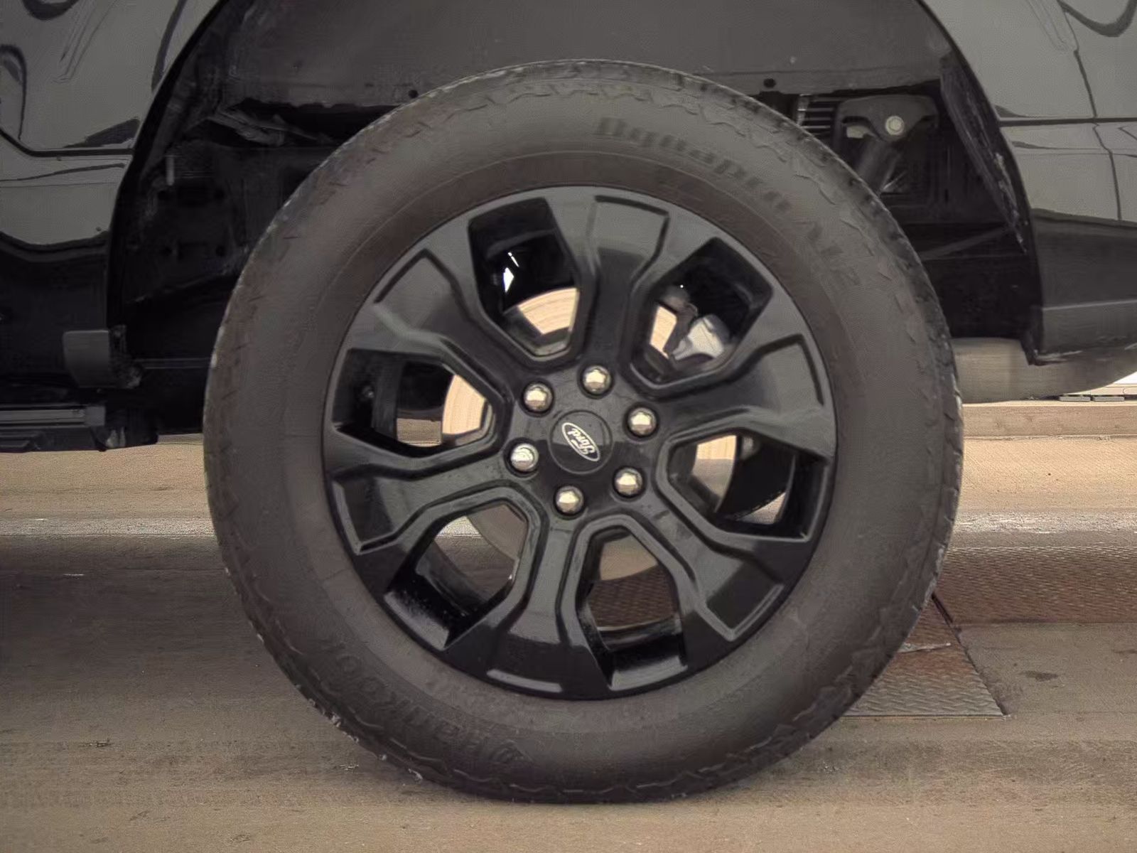 2023 Ford F-150 Lariat AWD