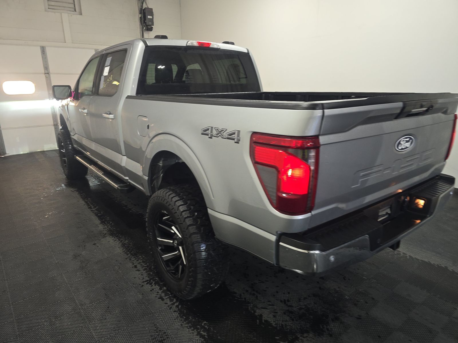 2024 Ford F-150 XLT AWD