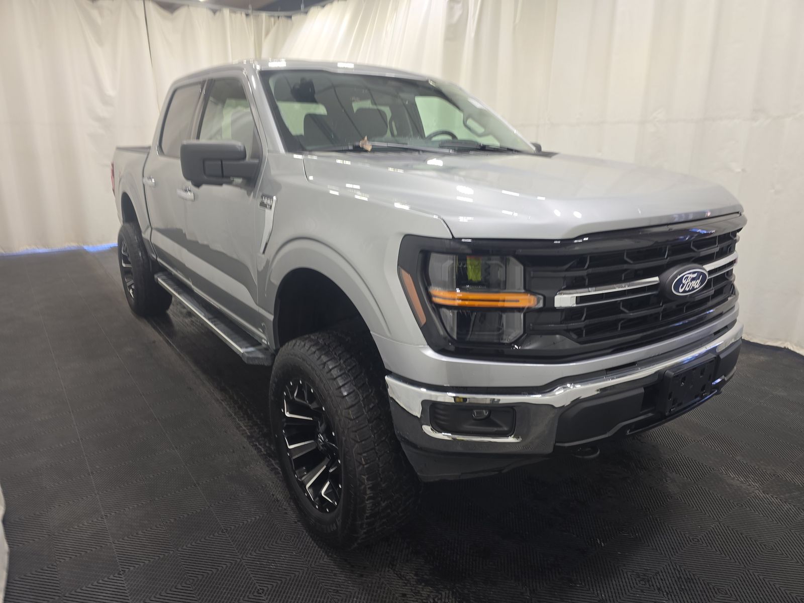 2024 Ford F-150 XLT AWD