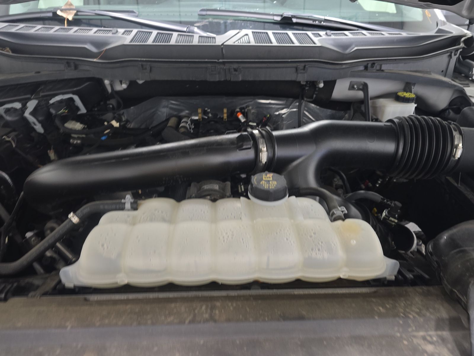 2024 Ford F-150 XLT AWD