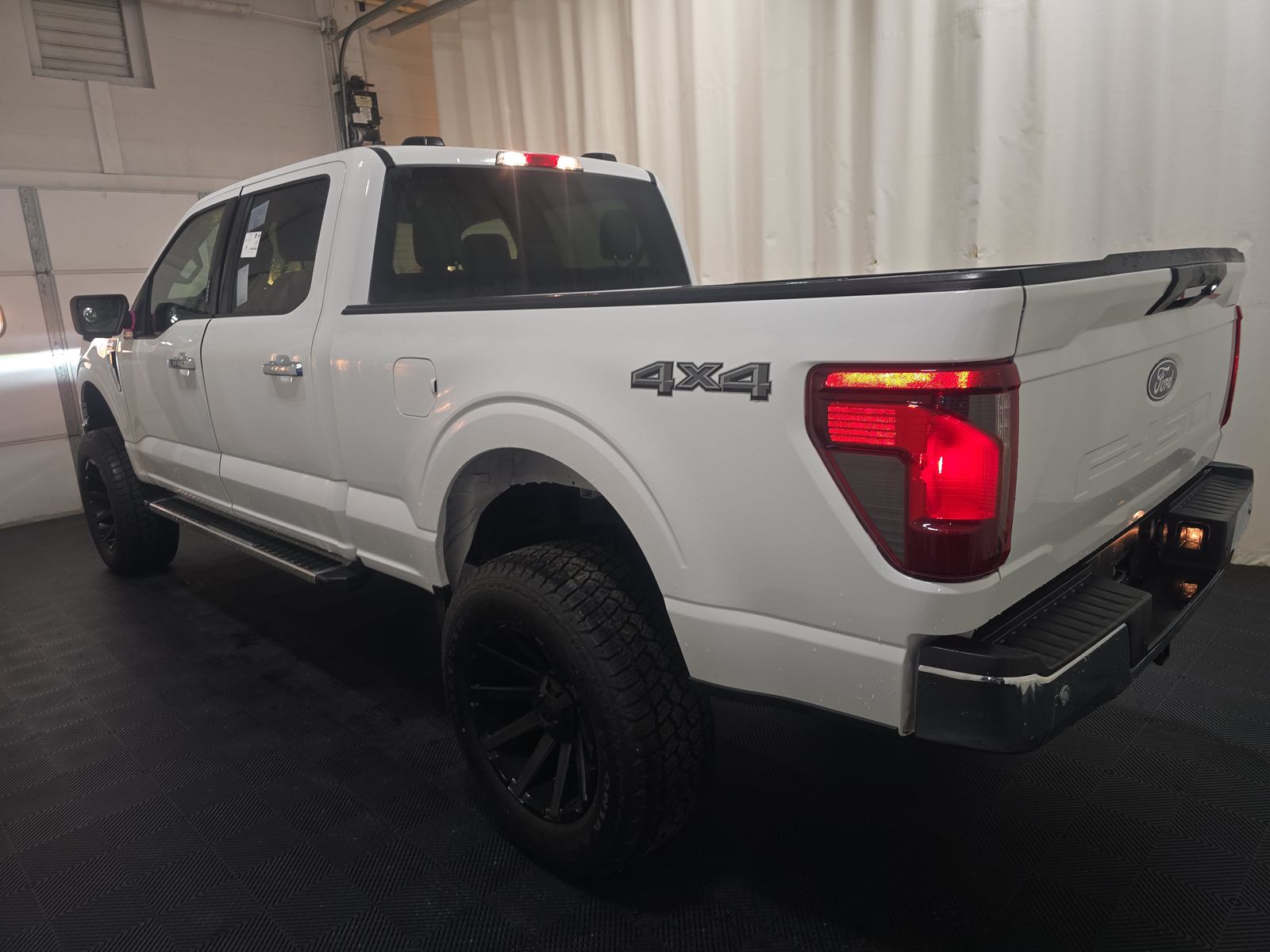 2024 Ford F-150 XLT AWD