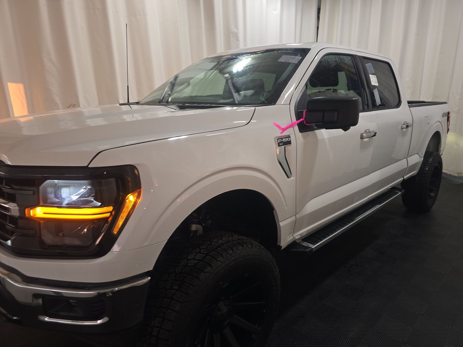 2024 Ford F-150 XLT AWD