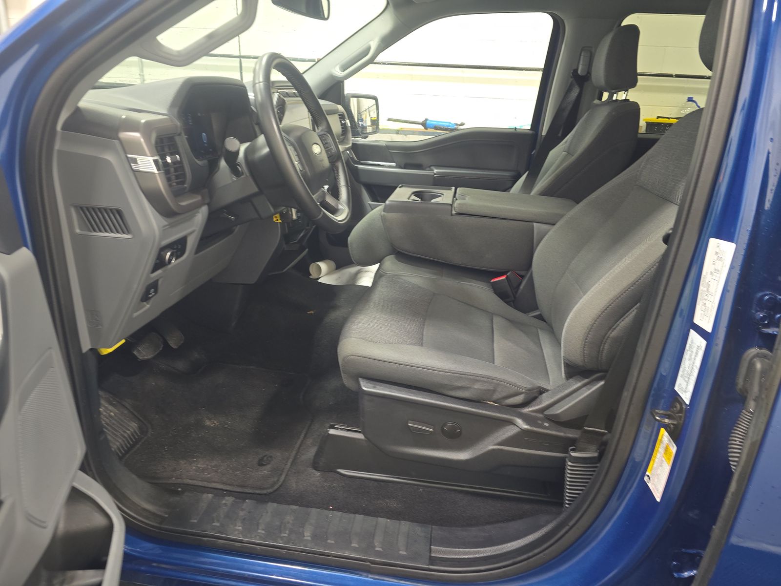 2024 Ford F-150 XLT AWD