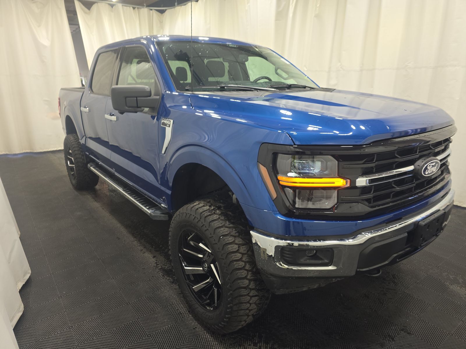 2024 Ford F-150 XLT AWD