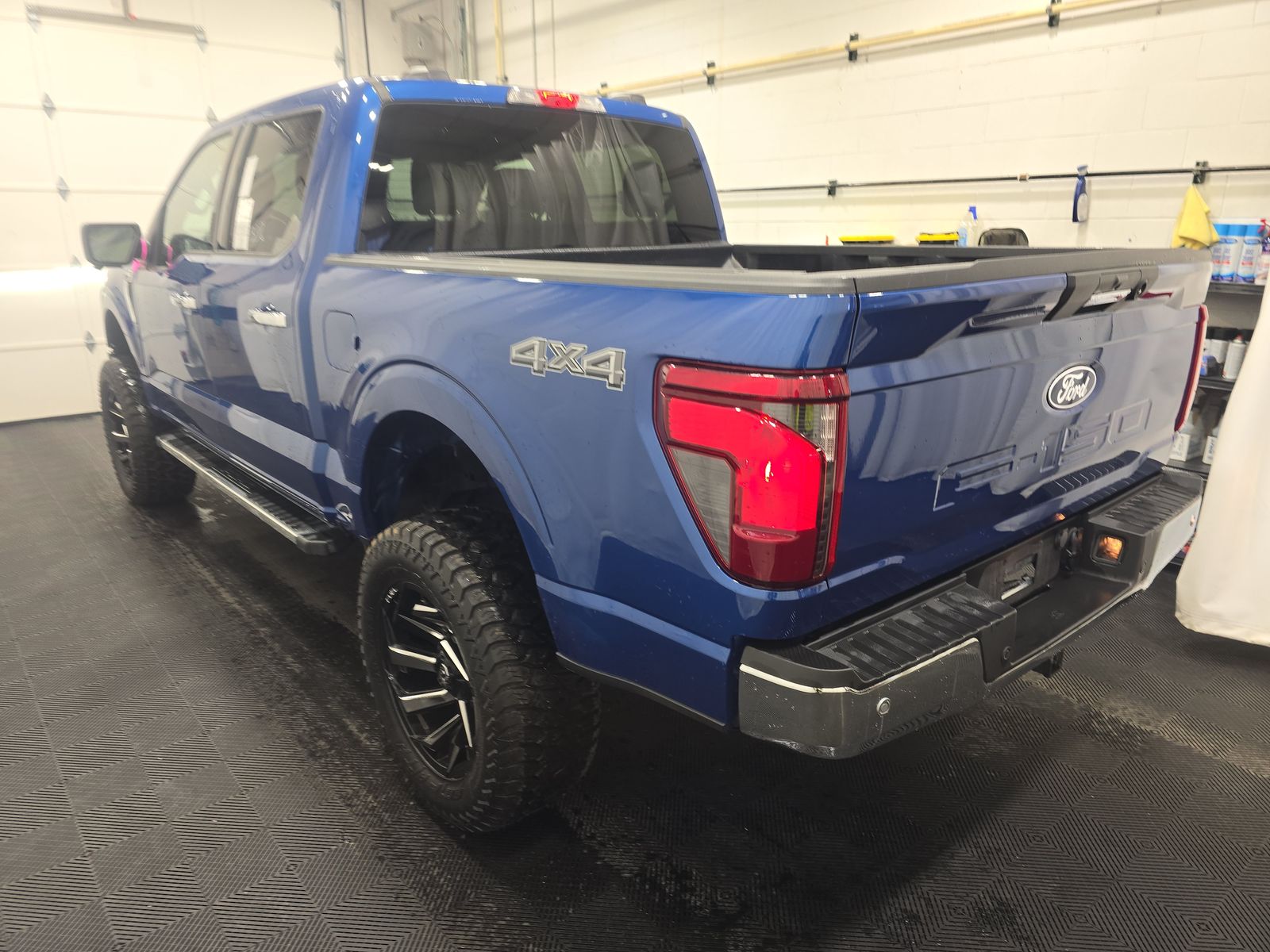 2024 Ford F-150 XLT AWD