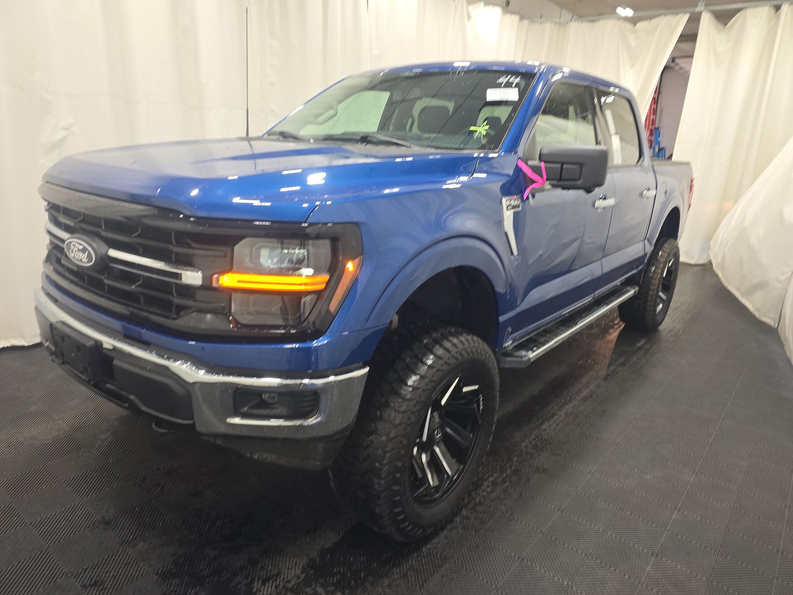 2024 Ford F-150 XLT AWD