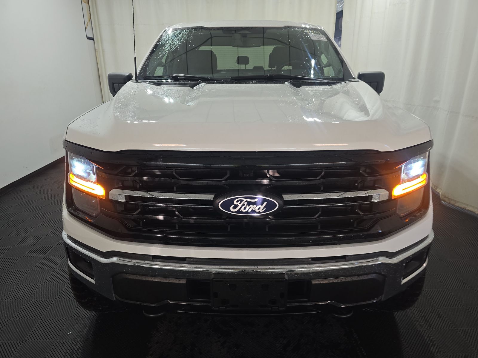 2024 Ford F-150 XLT AWD