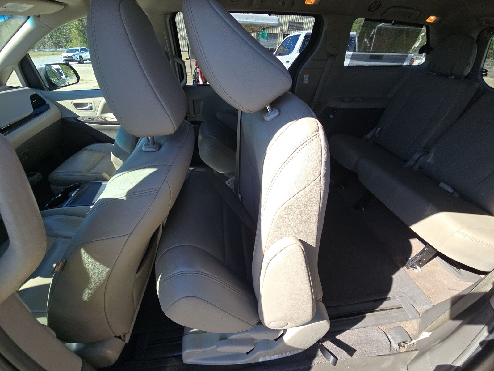 2017 Toyota Sienna XLE FWD