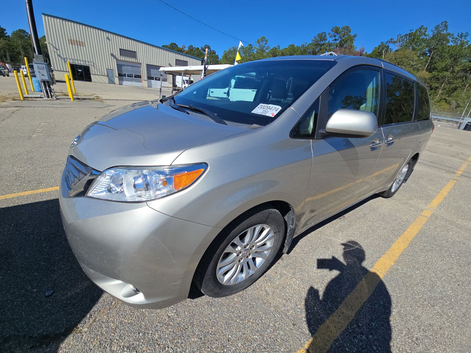 2017 Toyota Sienna XLE FWD