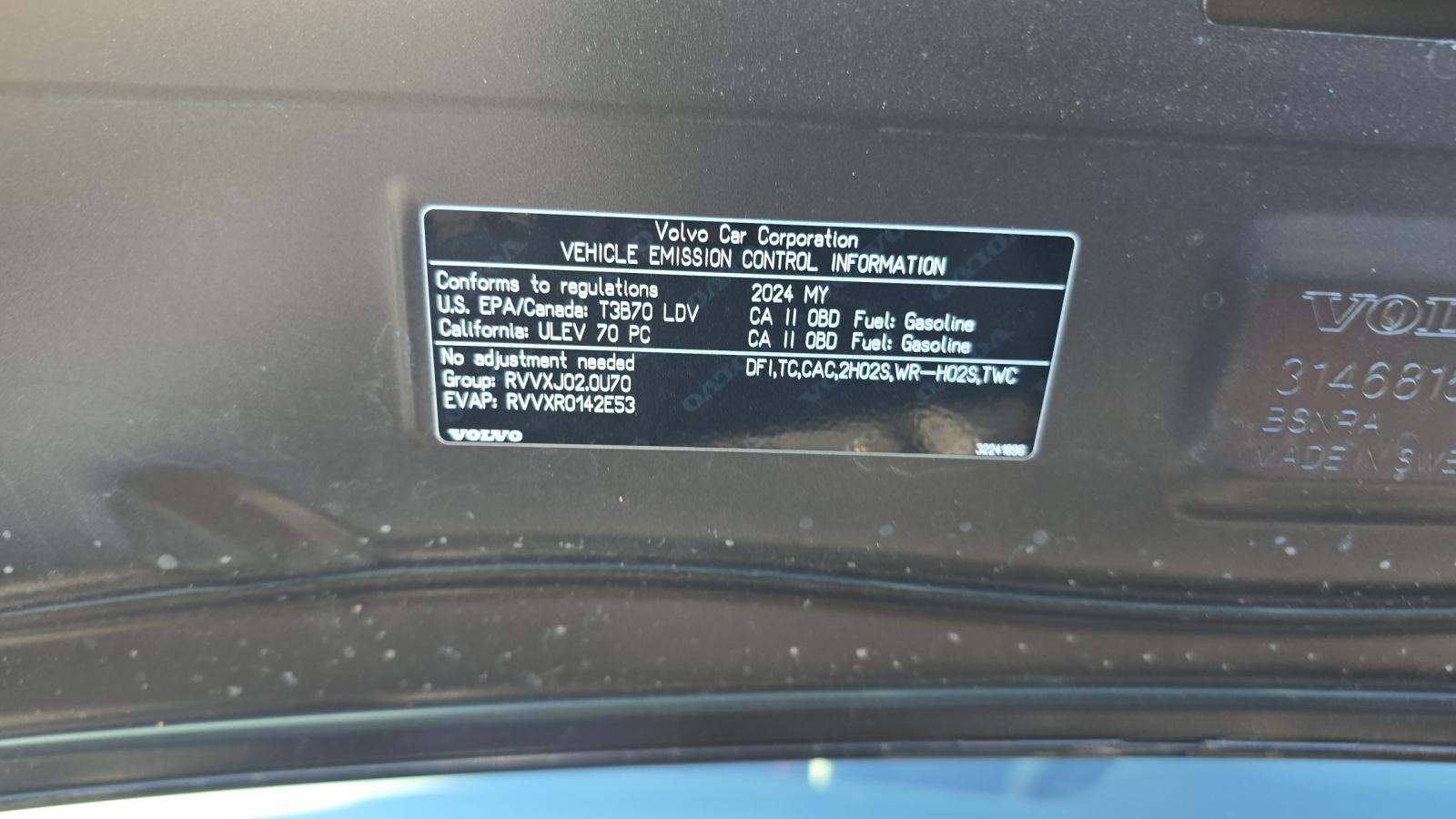 2024 Volvo S60 B5 Plus FWD