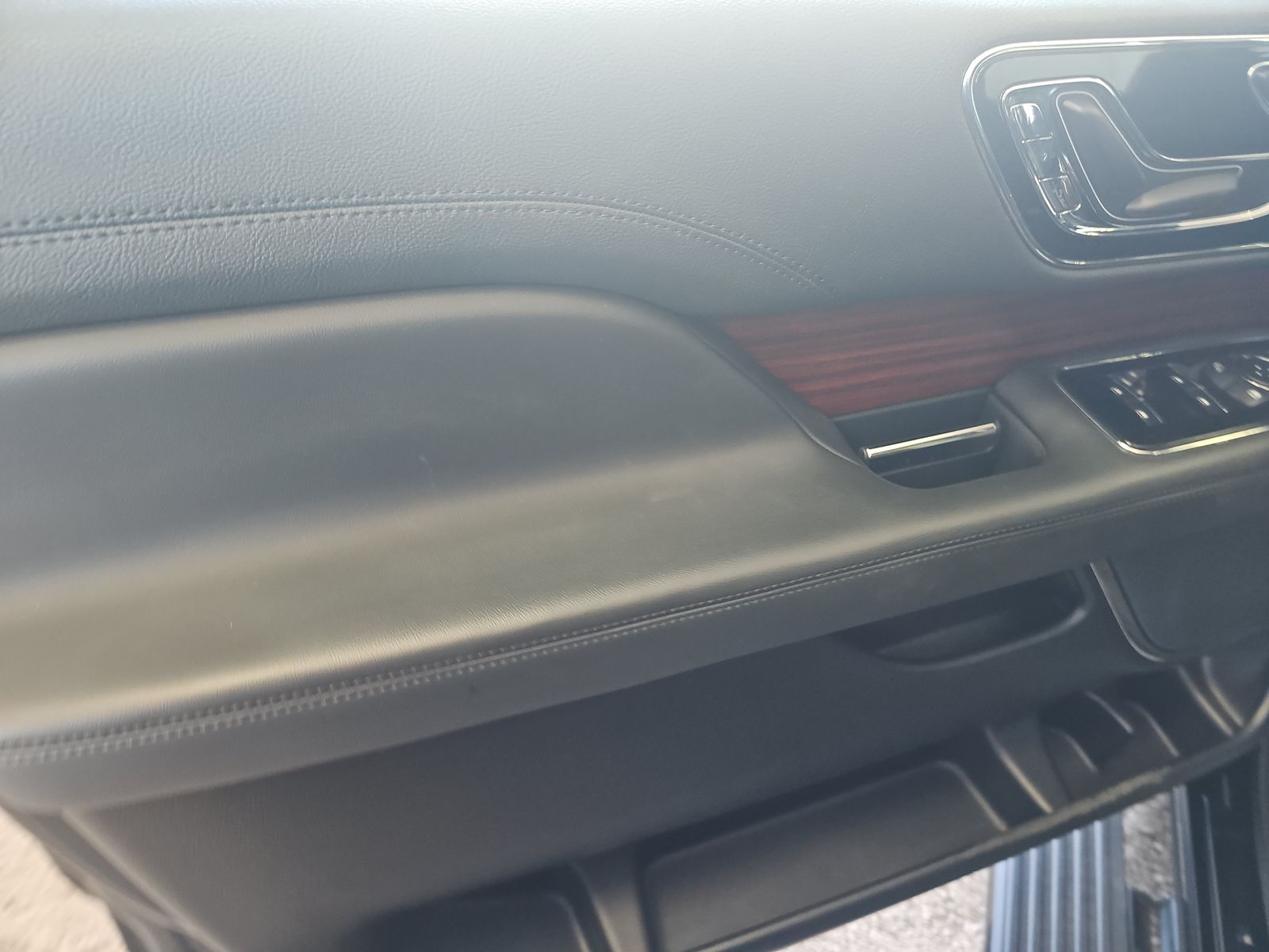 2023 Lincoln Navigator L Standard RWD