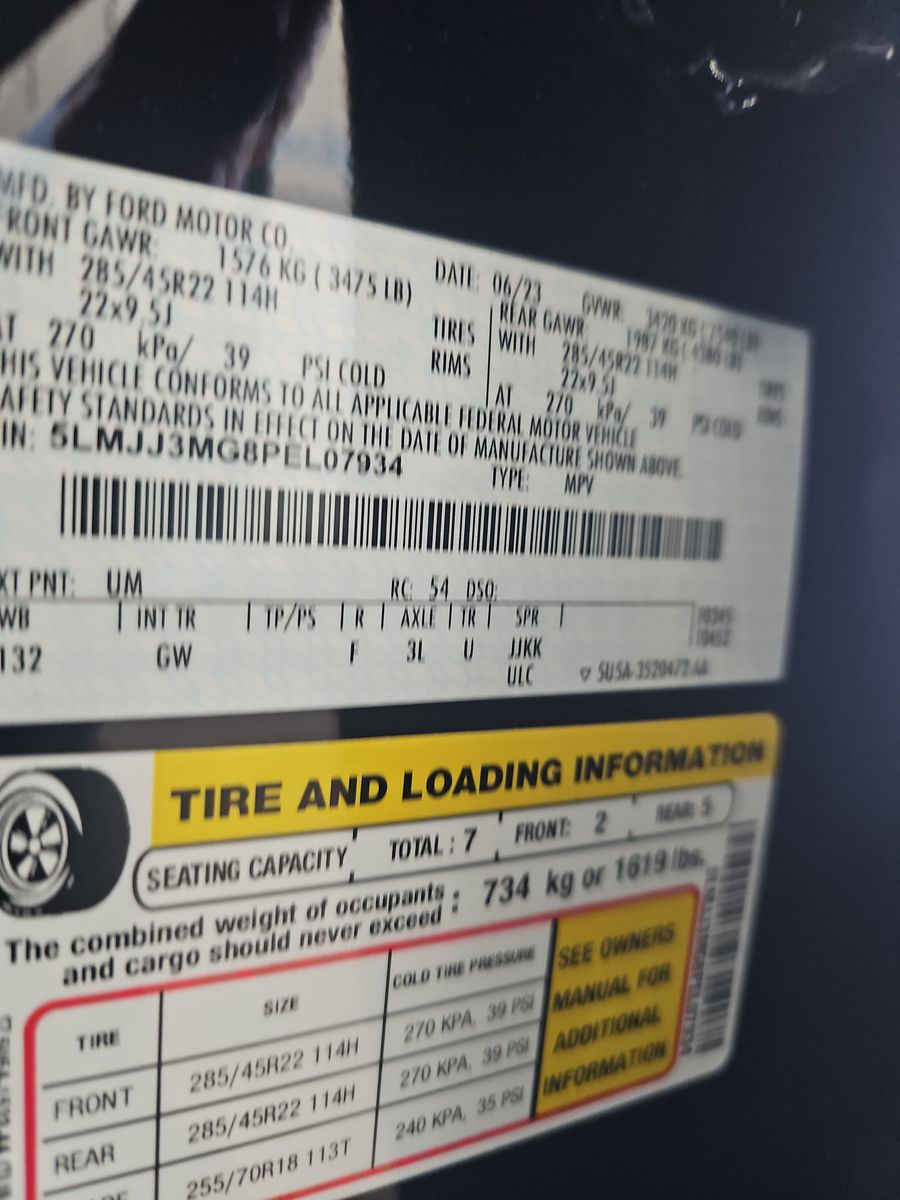 2023 Lincoln Navigator L Standard RWD