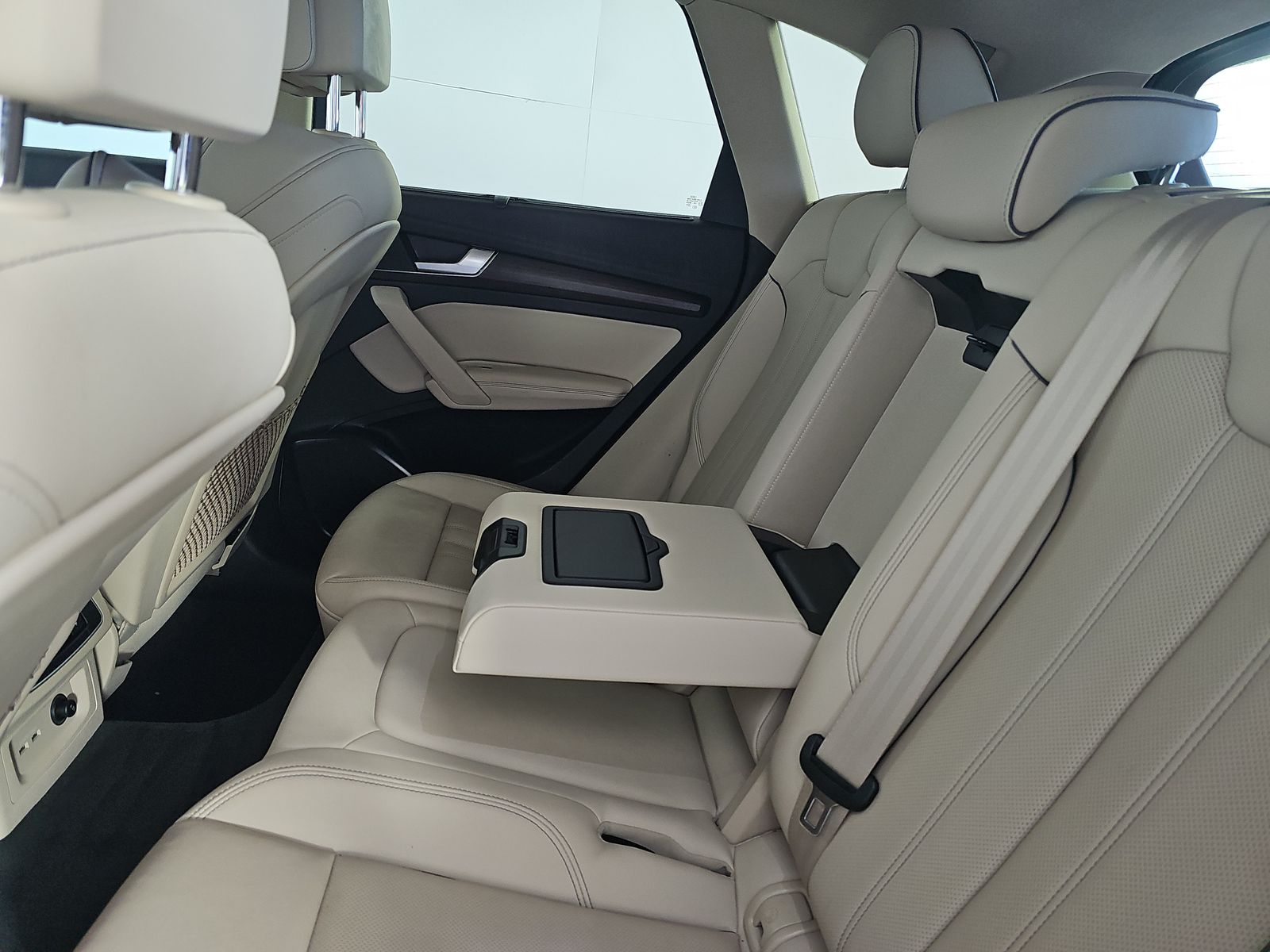 2022 Audi Q5 S line Premium Plus AWD