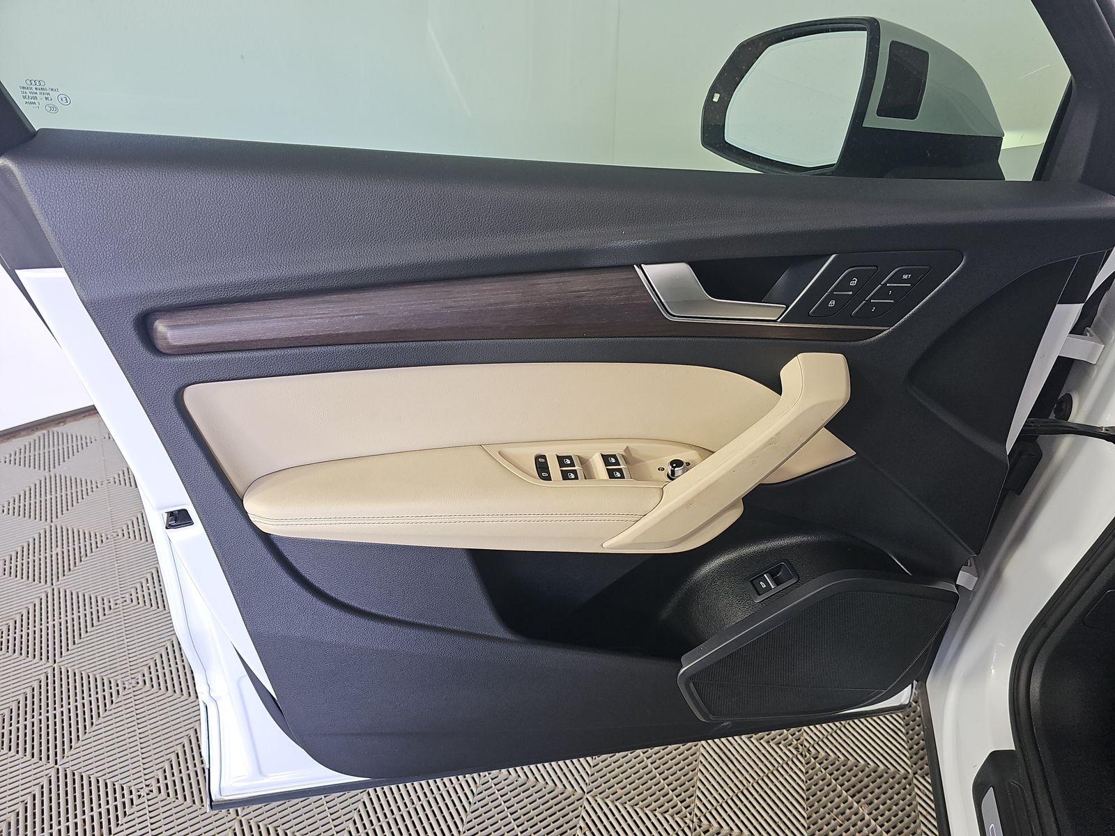 2022 Audi Q5 S line Premium Plus AWD