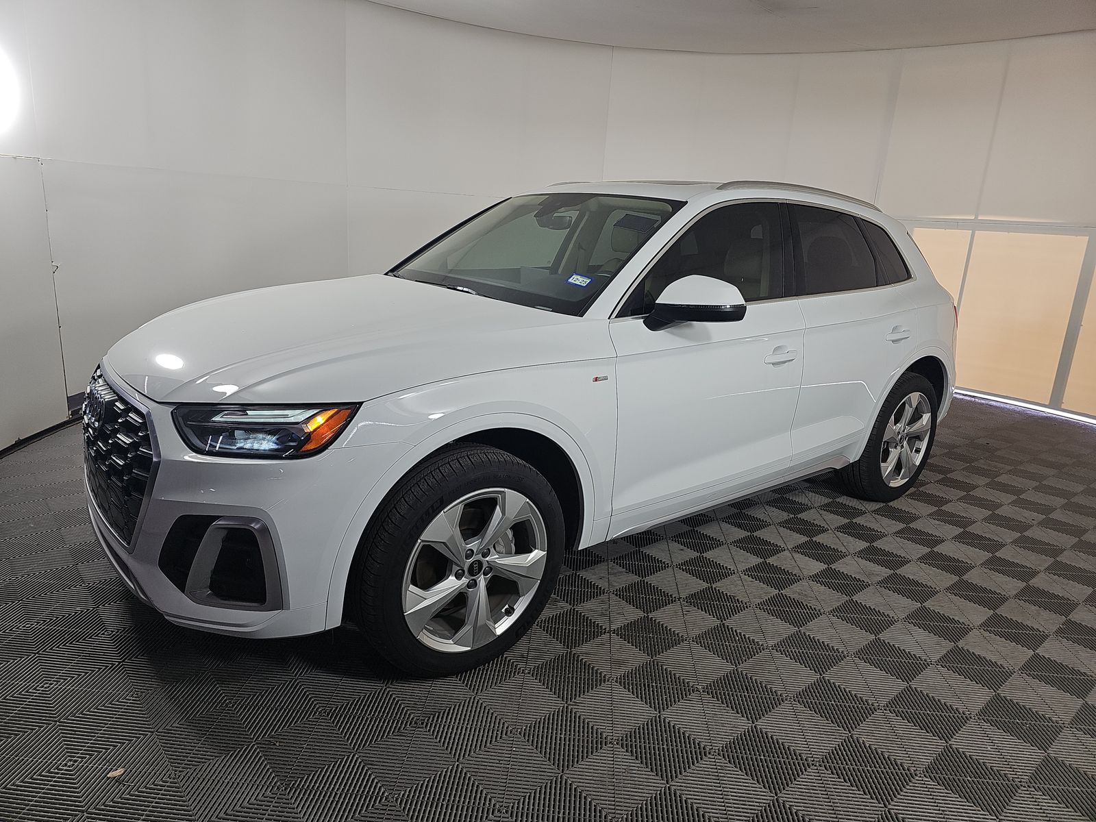 2022 Audi Q5 S line Premium Plus AWD