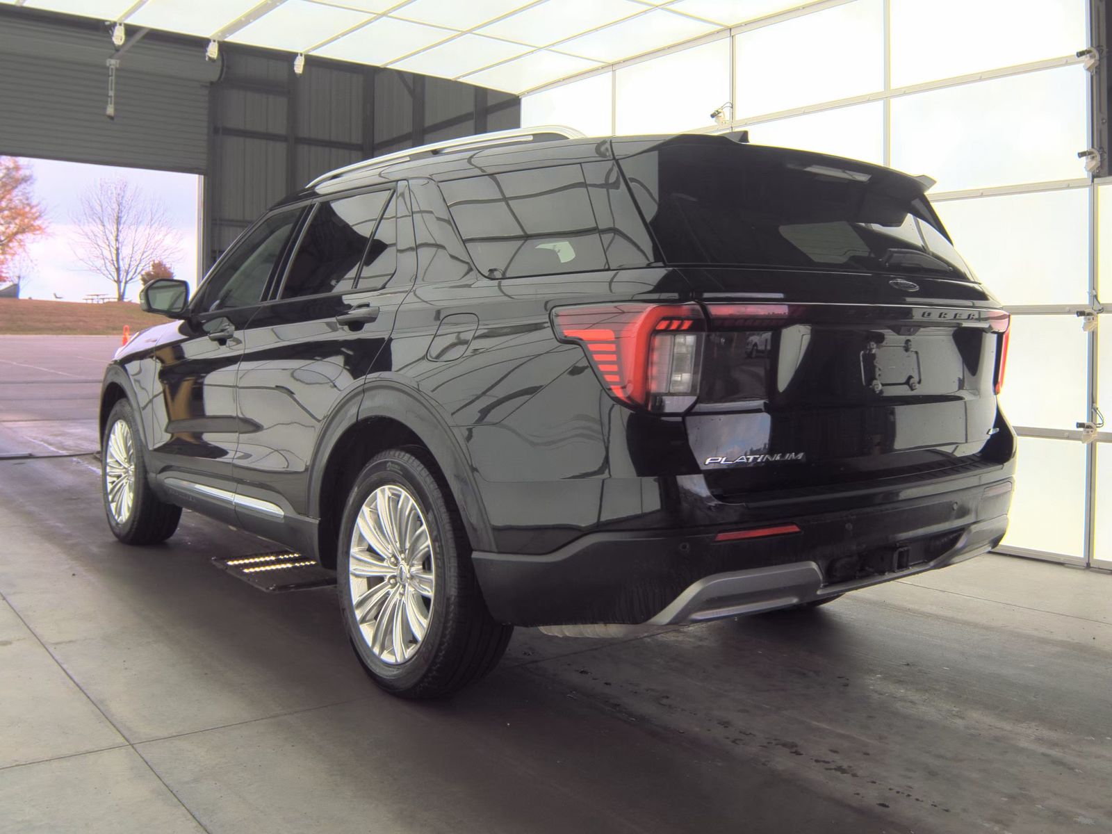 2025 Ford Explorer Platinum AWD